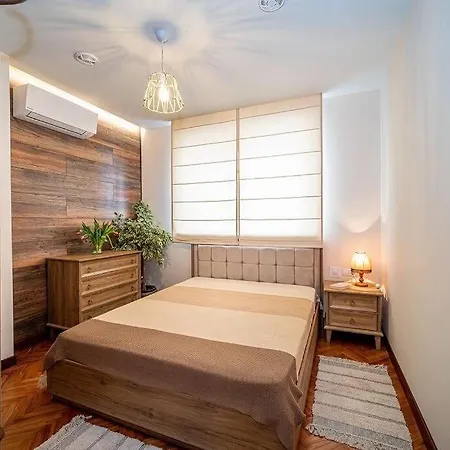 Apartment Top Location Sea Garden! Free Underground Parking *