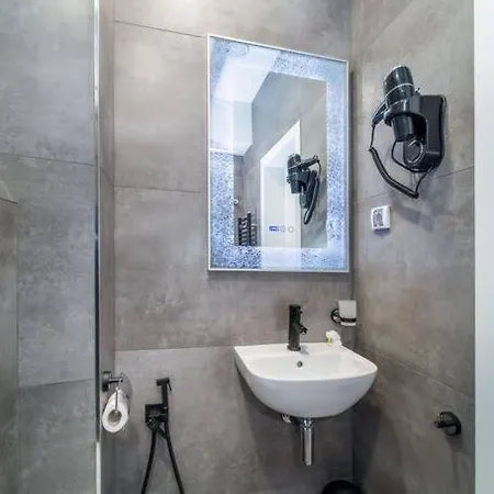 Apartment Top Location Sea Garden! Free Underground Parking *